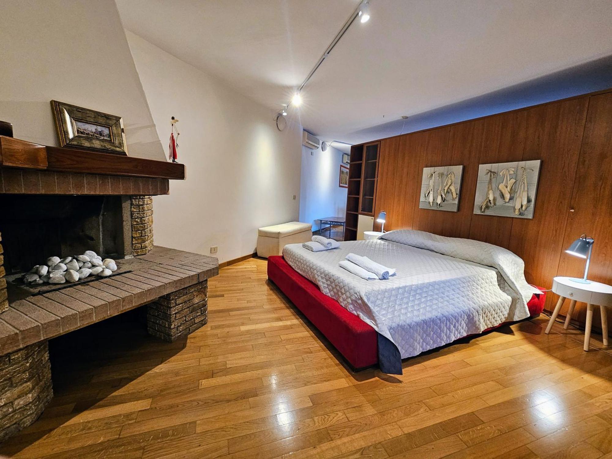 Ciaobari Apartment - Elegant 4 Bedrooms In The Heart Of Old Town Esterno foto